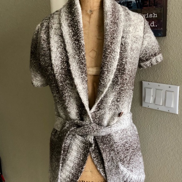 Cozy Gray Short Sleeve Cardigan - Picture 1 of 4